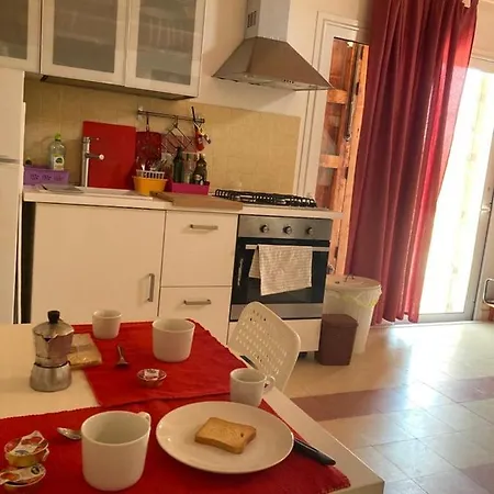 Casa Zupparda Noto 度假居 *
