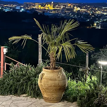 Casa Zupparda Noto Vakantiehuis